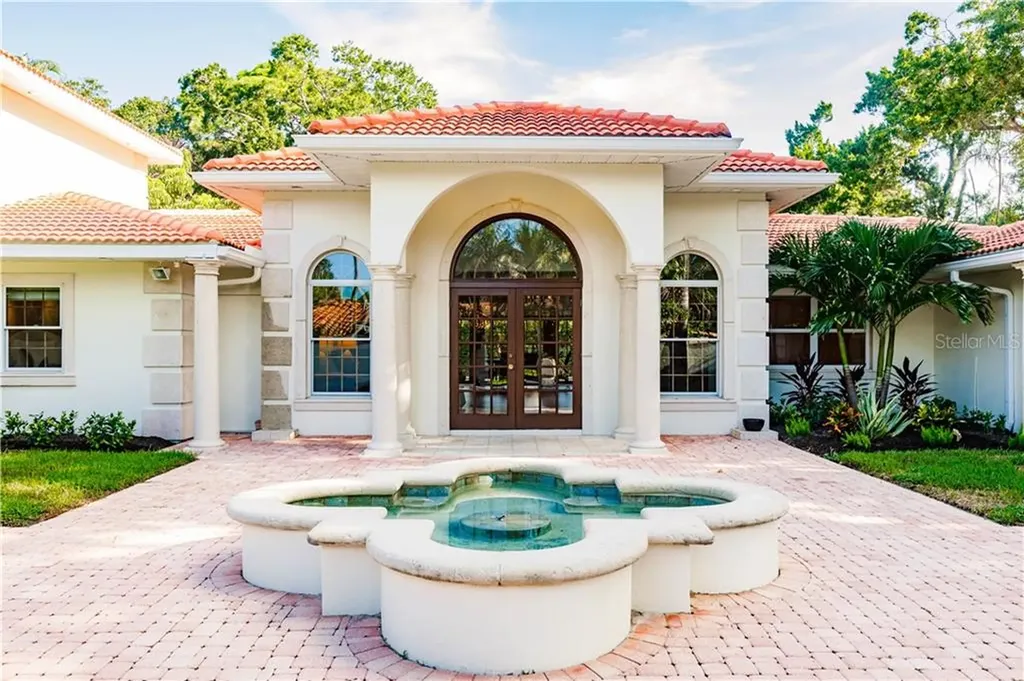 1561 Harbor Drive Sarasota FL 34239