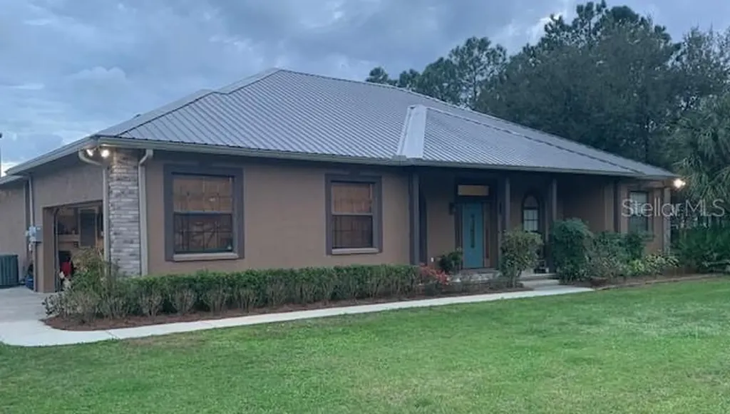 6317 Barton Road Plant City FL 33565