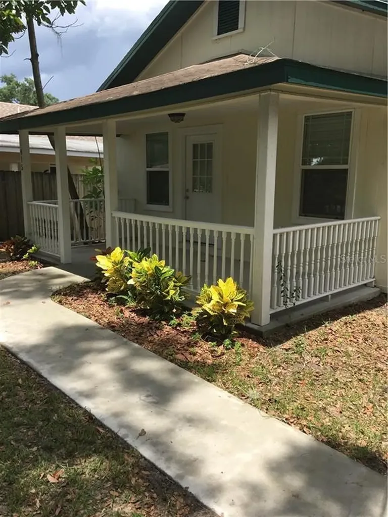 415 N Frankfort Avenue Deland FL 32724