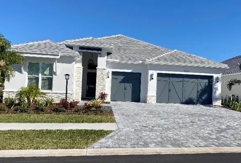 8144 Grande Shores Drive Sarasota FL 34240