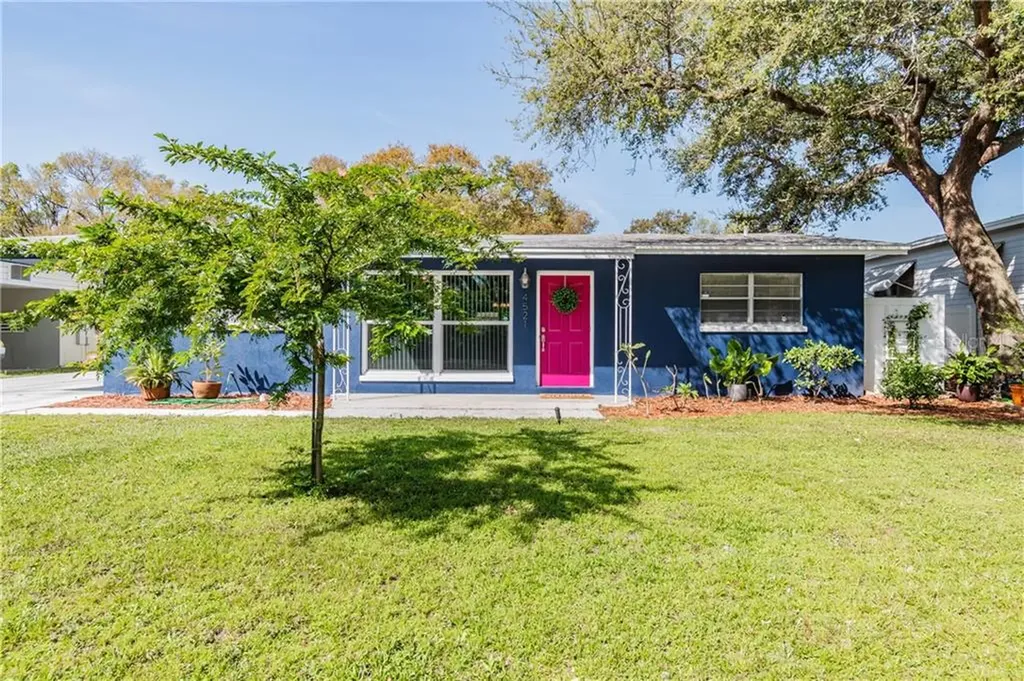 4521 S Gaines Road Tampa FL 33611