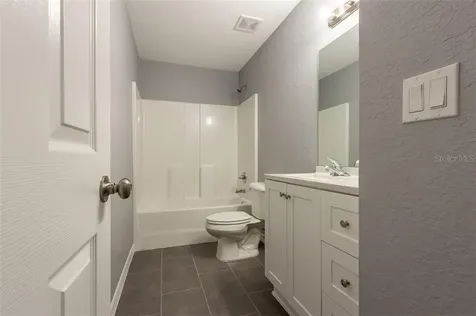 5781 NW 60th Terrace Ocala FL 34482