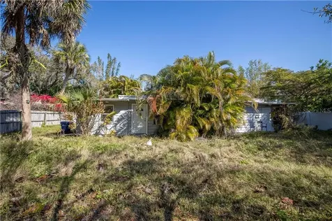 1607 Bay Road Sarasota FL 34239
