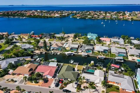 6334 Cottonwood Lane Apollo Beach FL 33572