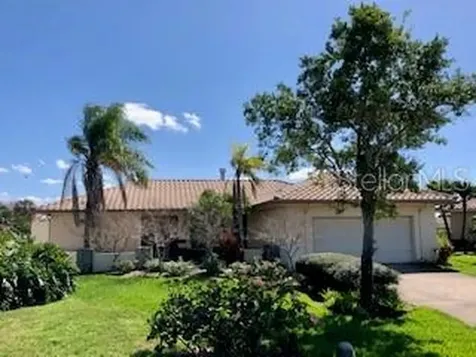 1912 Michigan Avenue NE St Petersburg FL 33703