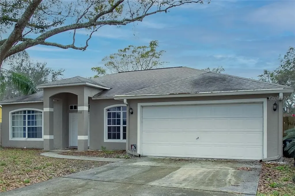 715 Briargrove Avenue Davenport FL 33837