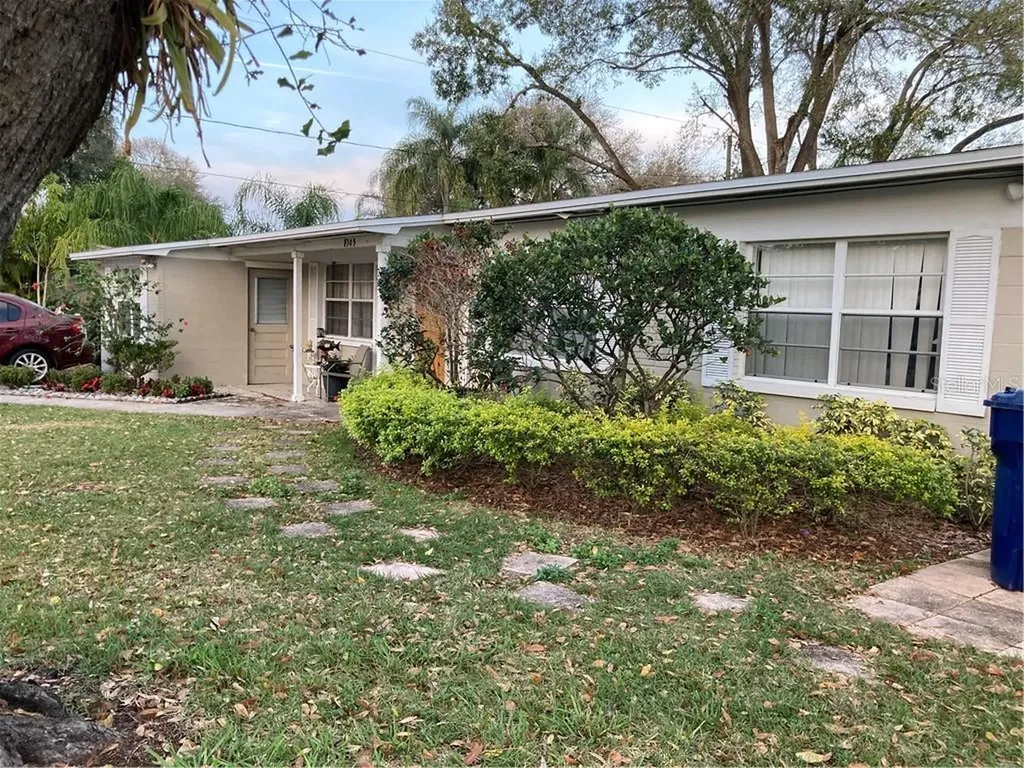 7305 N Howard Avenue Tampa FL 33604