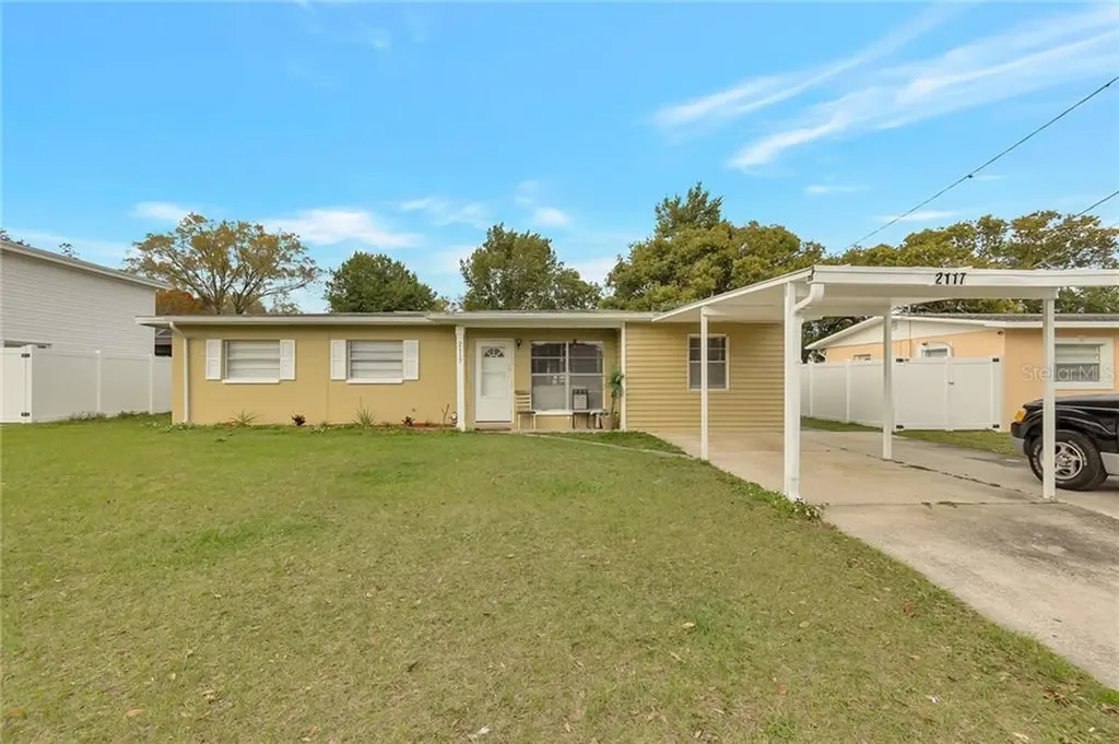 2117 W Rambla Street Tampa FL 33612