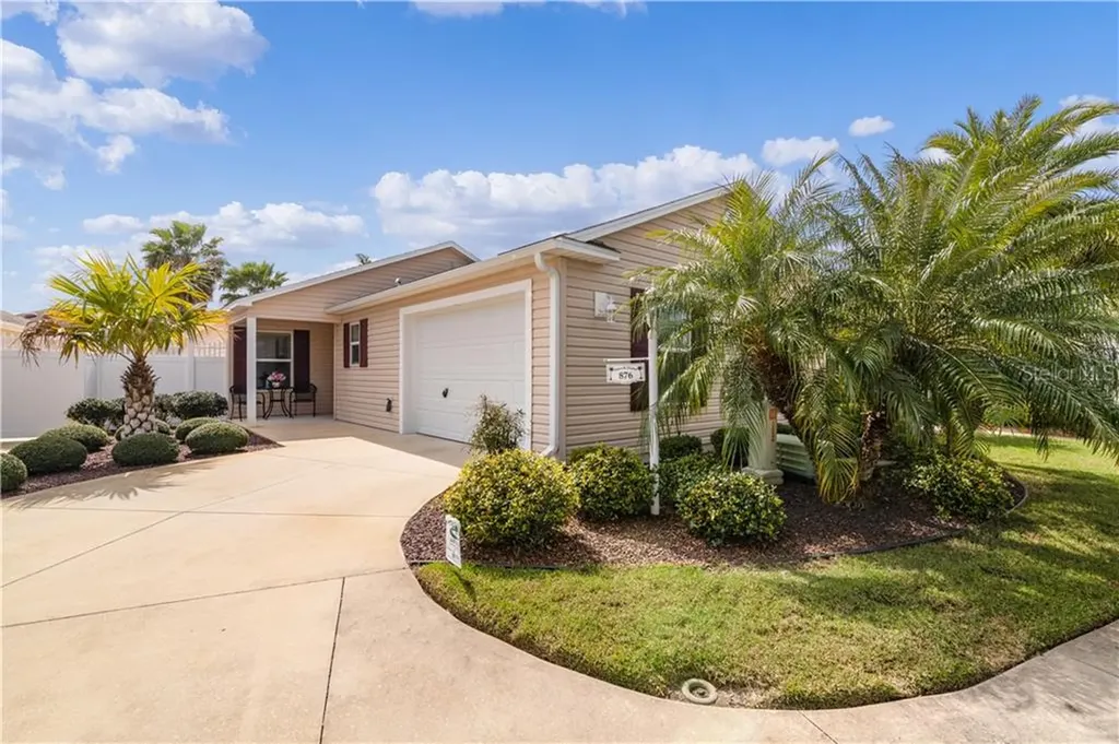 876 Amber Court The Villages FL 32163