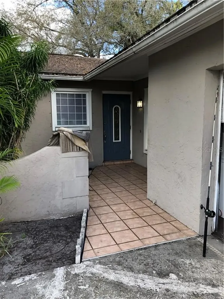 14030 Briardale Lane Tampa FL 33618