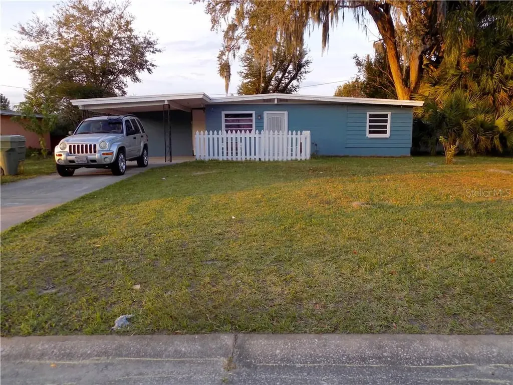 2221 Catherine Street Kissimmee FL 34741