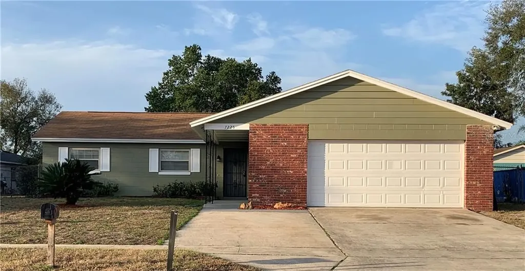 7225 Willowwood Street Orlando FL 32818