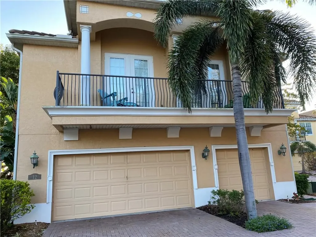 12 Mangrove Point St Petersburg FL 33705