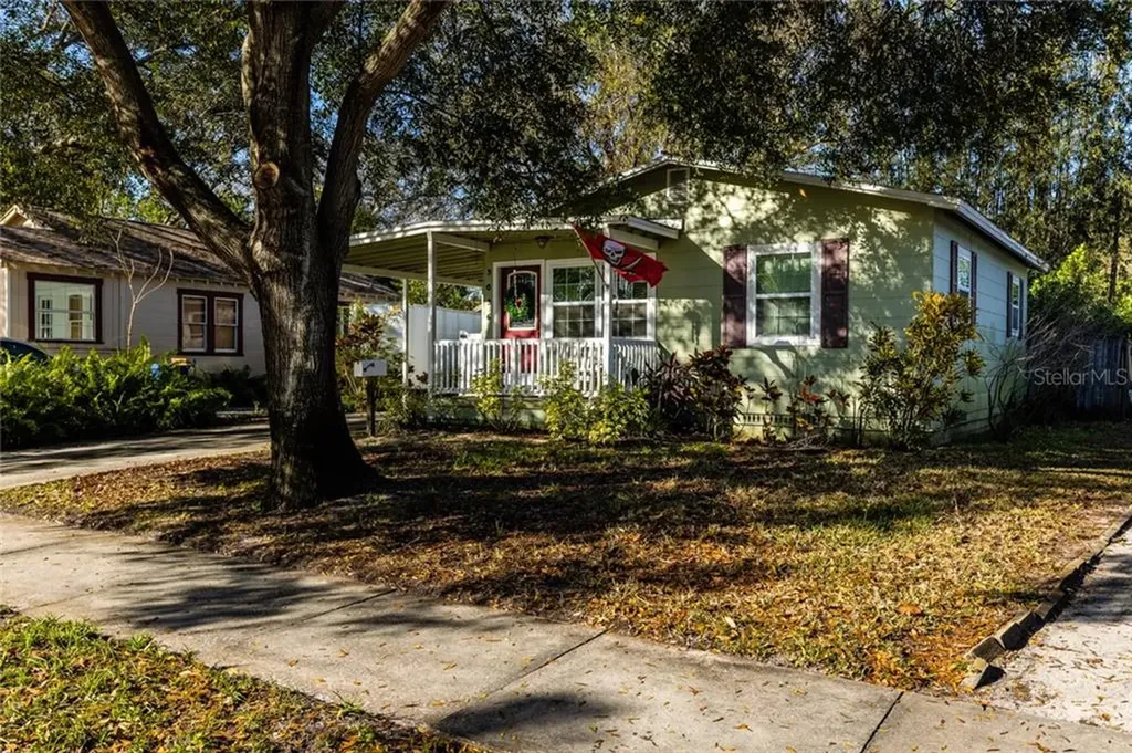 3036 Melton Street N St Petersburg FL 33704