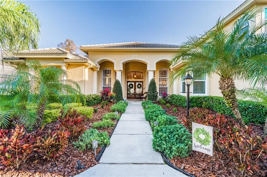 9807 Emerald Links Drive Tampa FL 33626