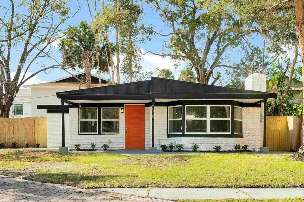 7005 S West Shore Boulevard Tampa FL 33616