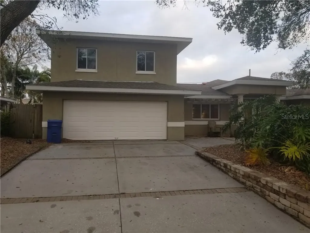 1173 35th Avenue NE St Petersburg FL 33704