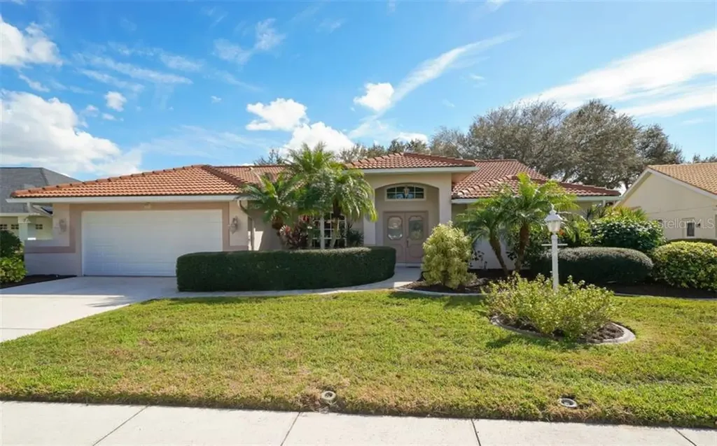 5754 Sandy Pointe Drive Sarasota FL 34233