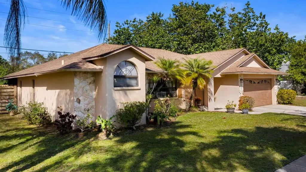 606 Eastpointe Court Sarasota FL 34232