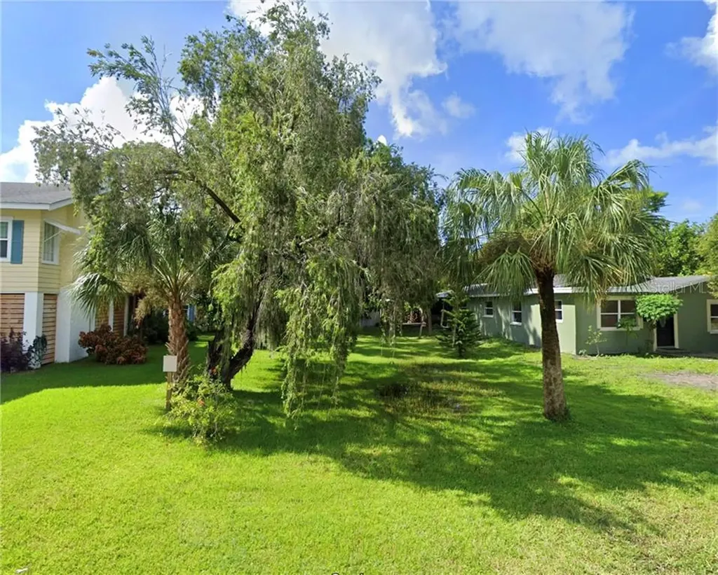 1842 Mississippi Avenue NE St Petersburg FL 33703