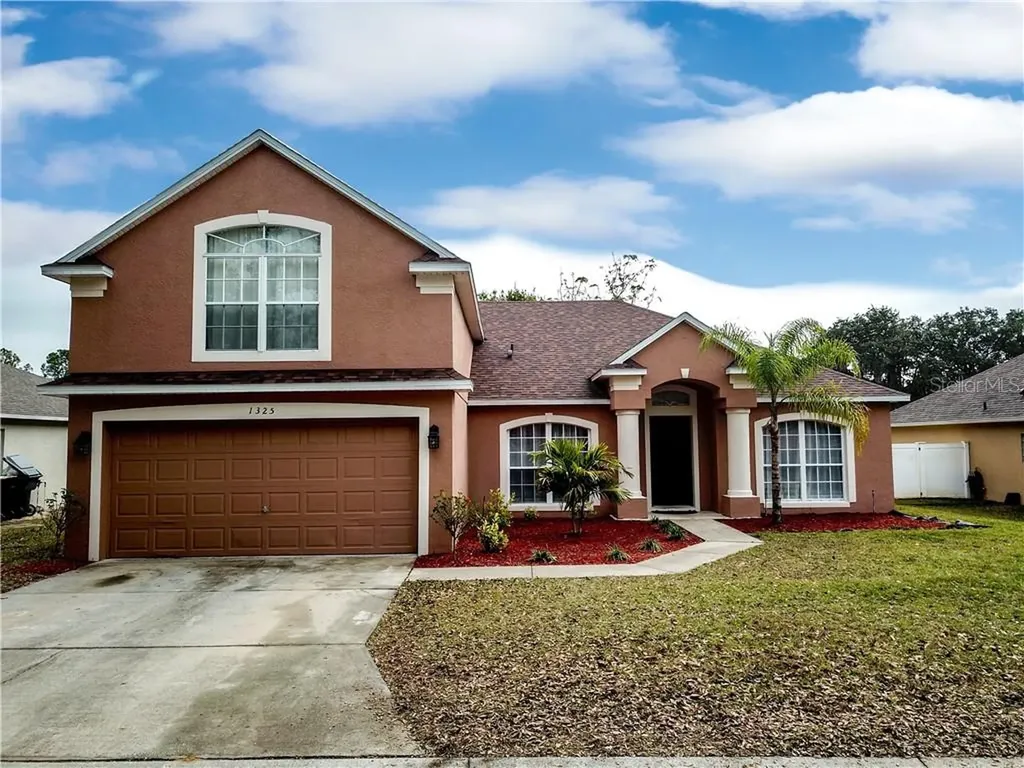 1325 Grand Reserve Drive Davenport FL 33837