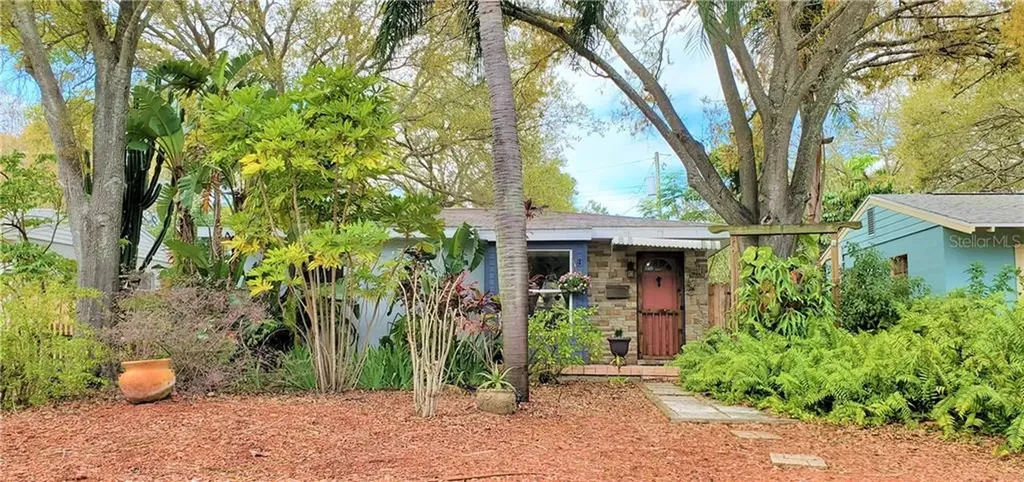 2418 29th Street N St Petersburg FL 33713
