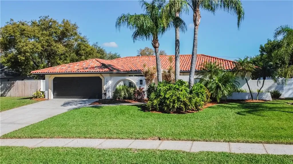 1437 72nd Avenue NE St Petersburg FL 33702