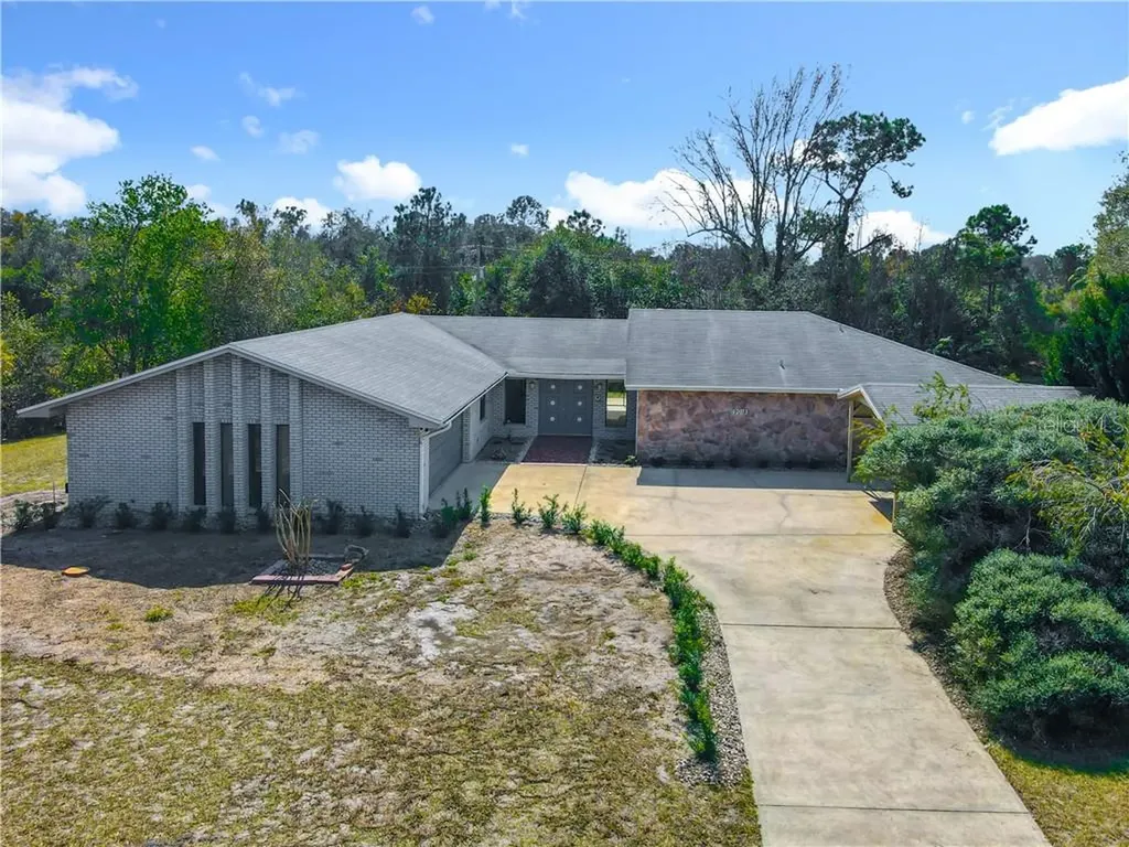 9018 Oakwood Drive Lake Wales FL 33898