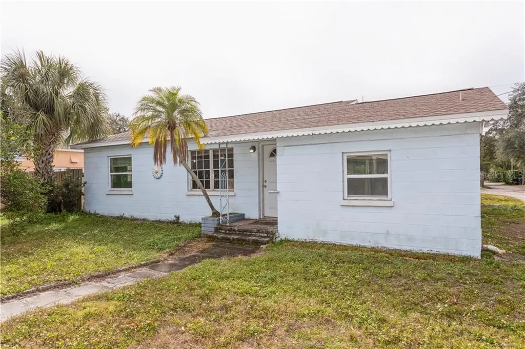 122 40th Avenue NE St Petersburg FL 33703