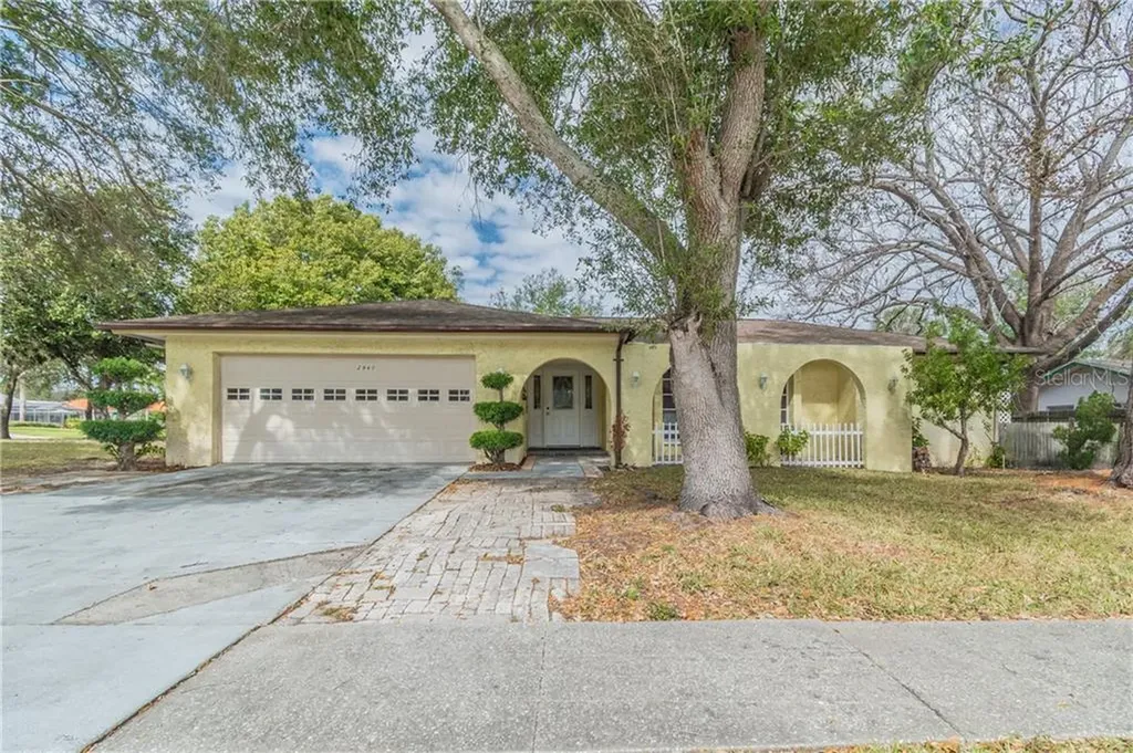 2960 Meadow Oak Drive S Clearwater FL 33761