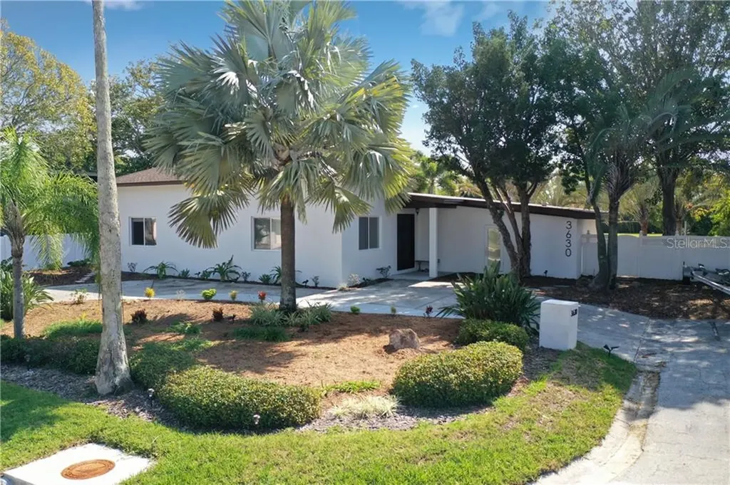 3630 S Beach Drive Tampa FL 33629