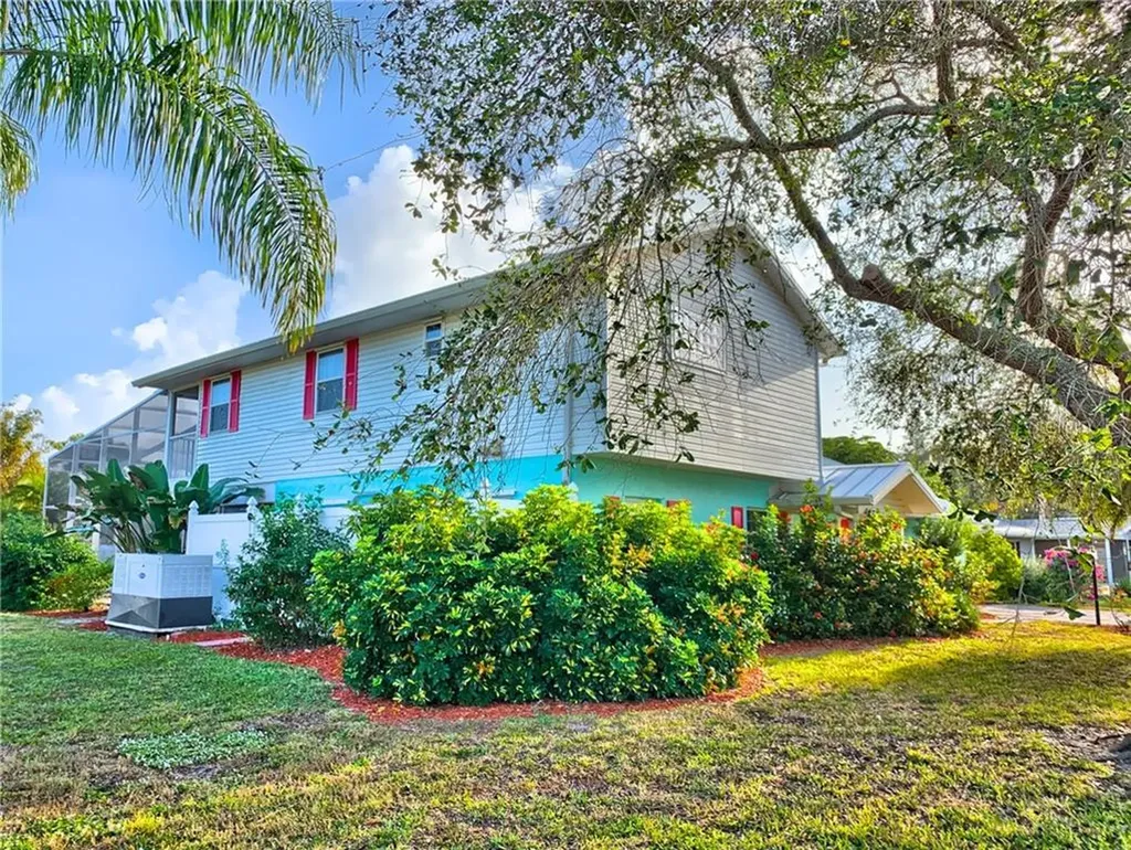 601 Poinciana Road Nokomis FL 34275