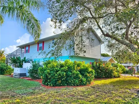 601 Poinciana Road Nokomis FL 34275