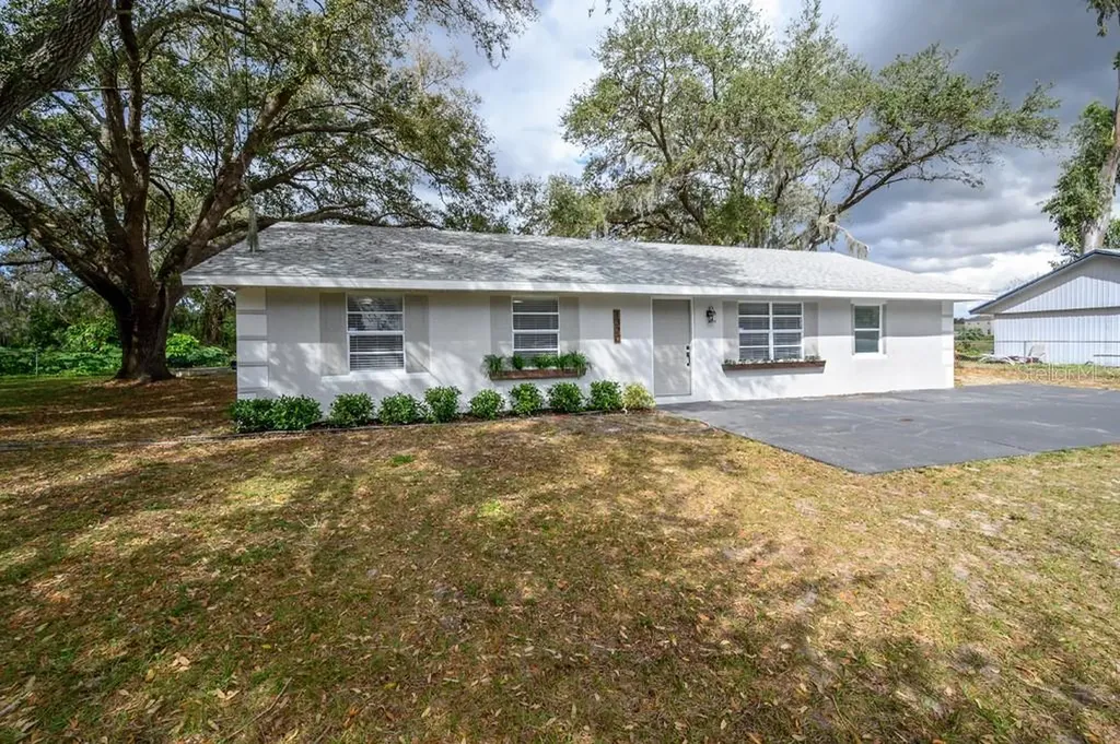 1320 Atlantic Drive Ruskin FL 33570