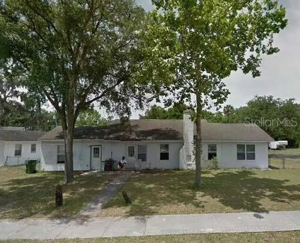 311 S 6th Street Leesburg FL 34748