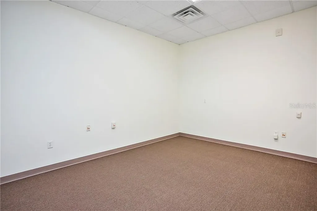 711 W Main Street Leesburg FL 34748
