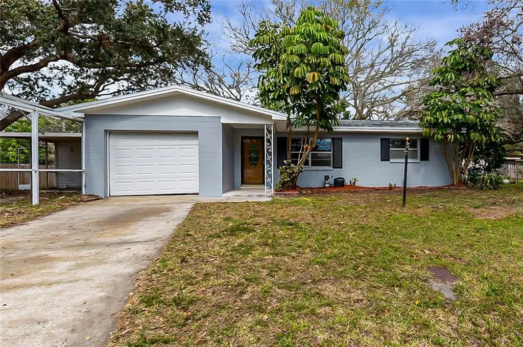 3405 Camelia Place Largo FL 33771