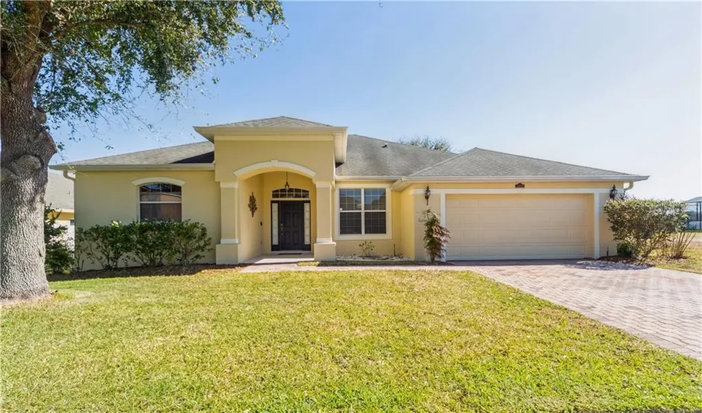 5335 Cape Hatteras Drive Clermont FL 34714