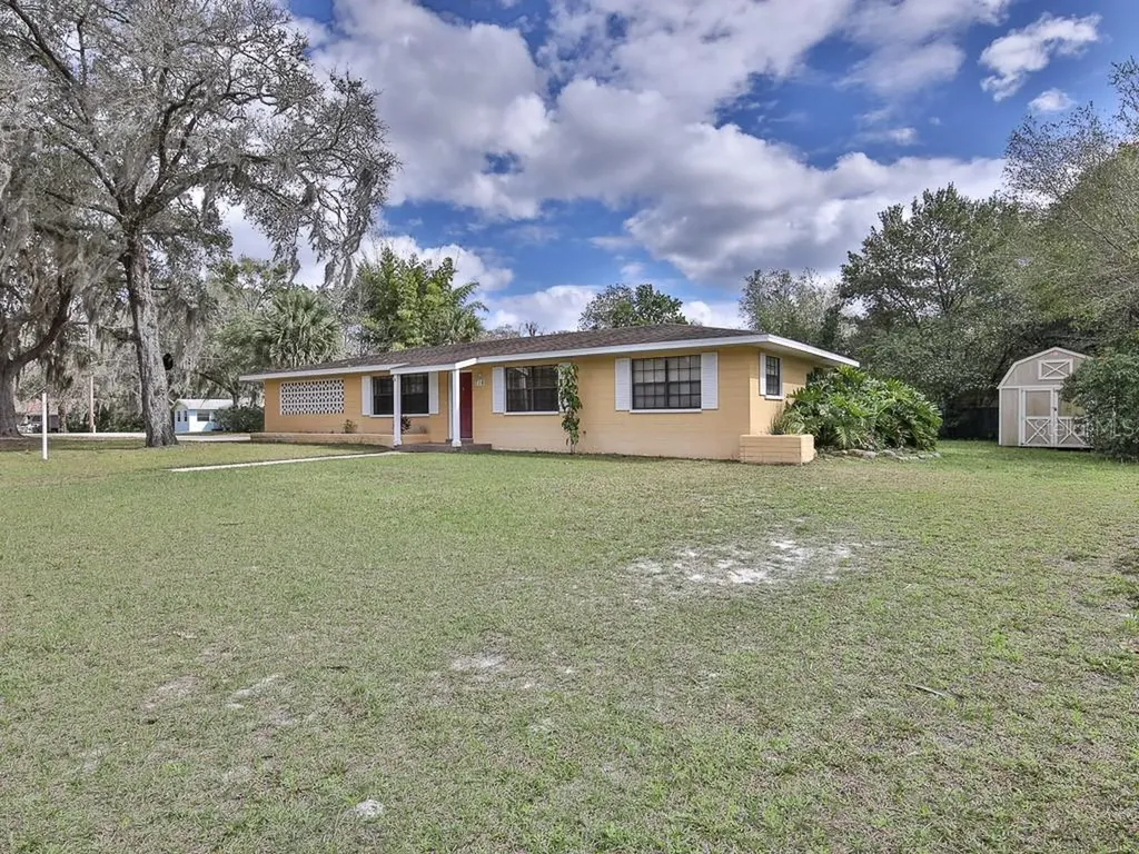 716 Albert Lane Deland FL 32720