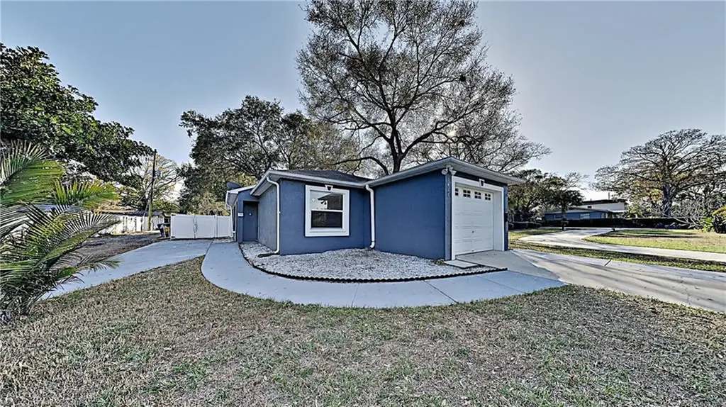 1418 50th Avenue N St Petersburg FL 33703
