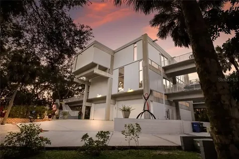 1002 Tara Vista Drive Sarasota FL 34232