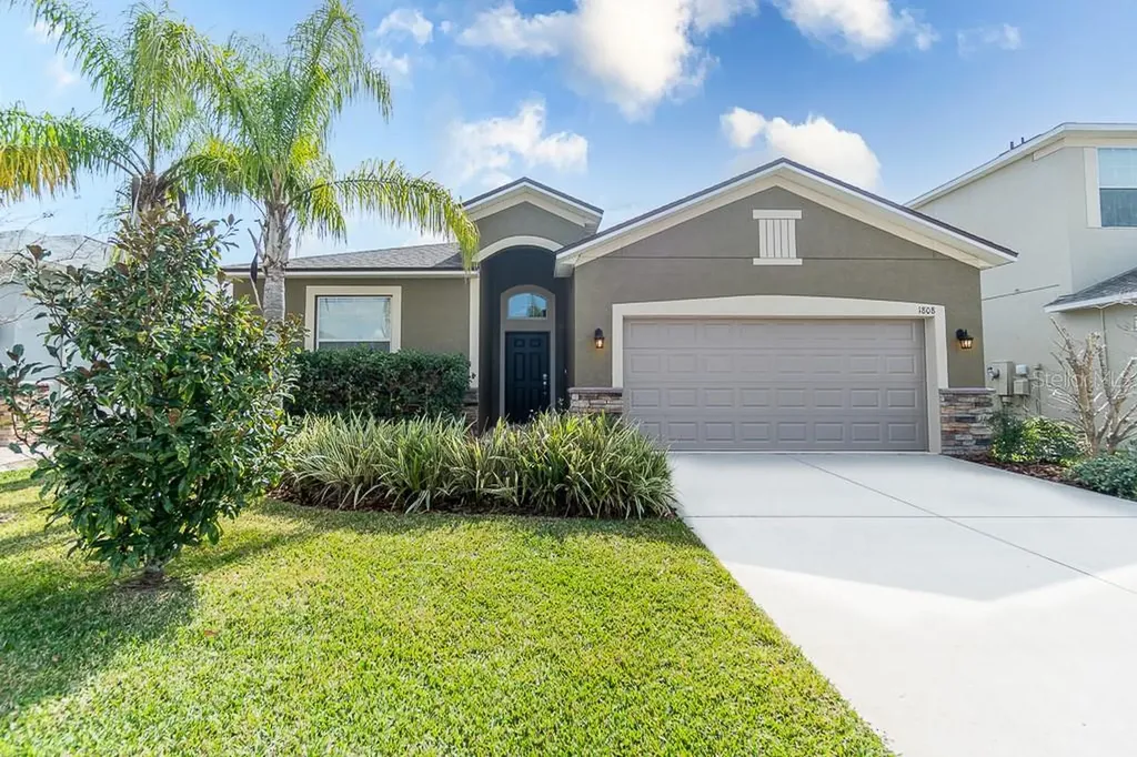 1808 Penrith Loop Orlando FL 32824