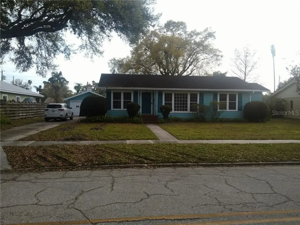 2401 16th Avenue W Bradenton FL 34205