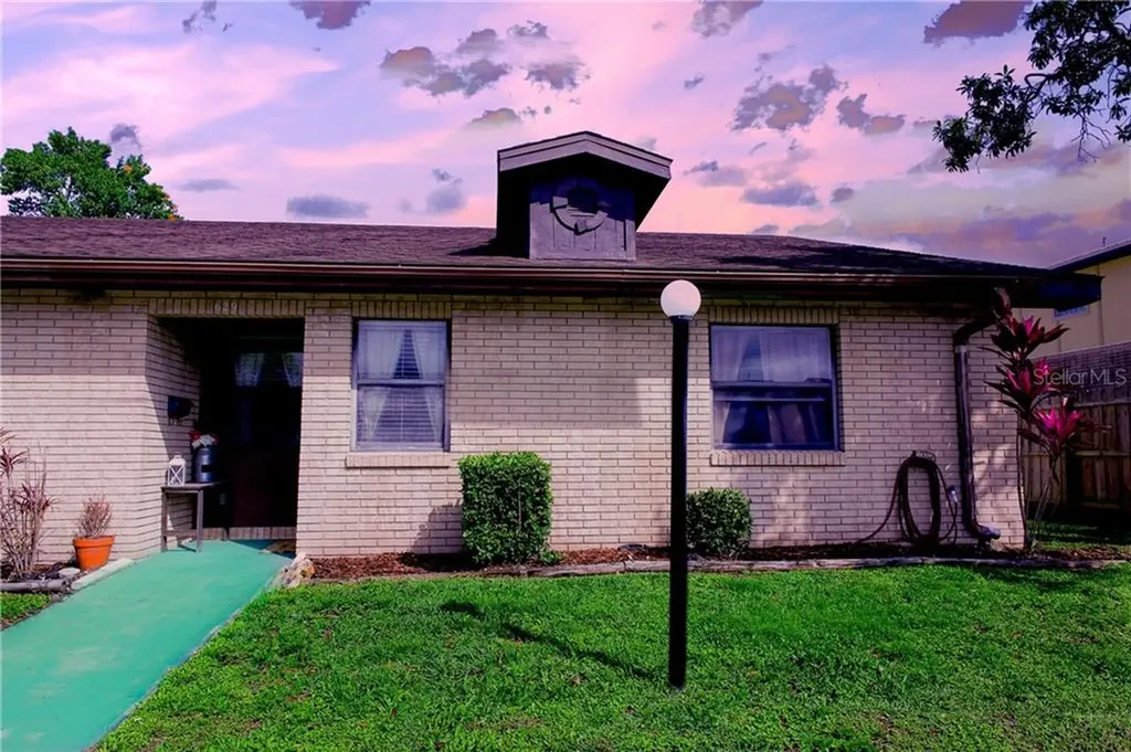 629 Hampton Street Auburndale FL 33823