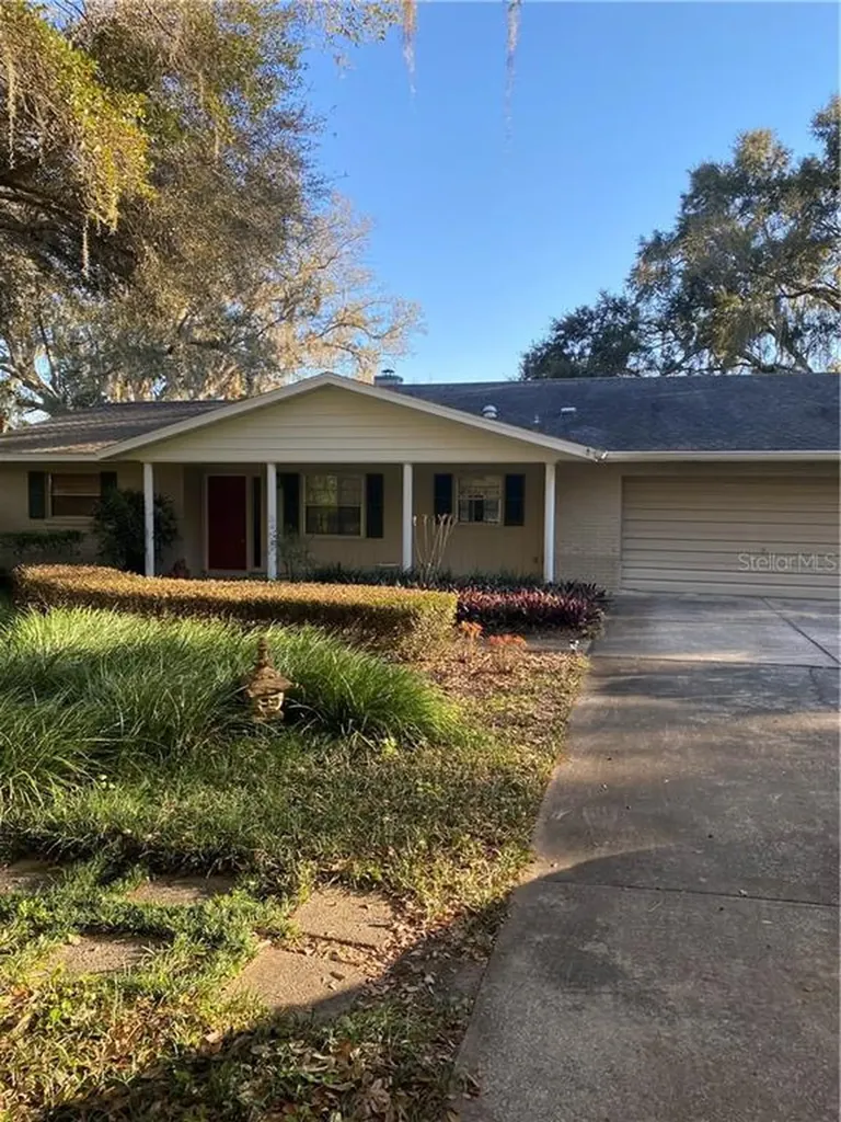 9850 Jackson Road Leesburg FL 34788