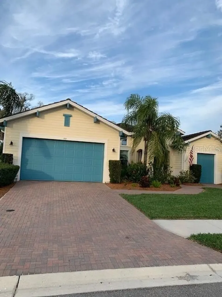 919 Riverscape Street Bradenton FL 34208