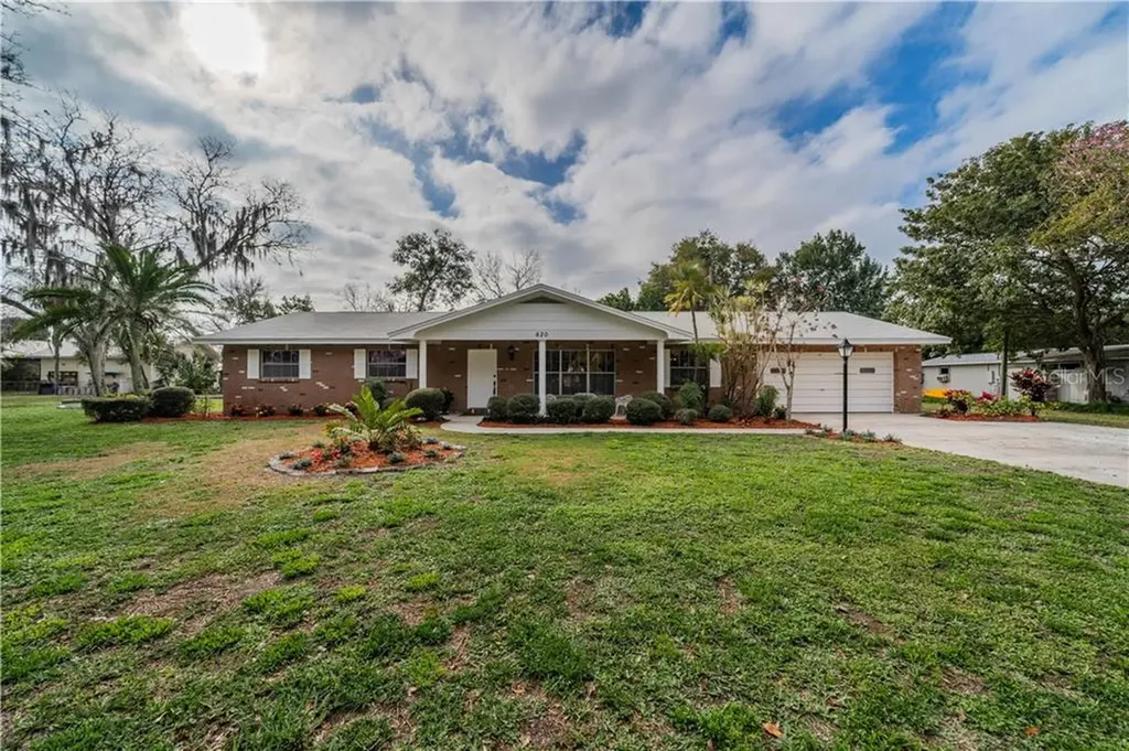 620 24th Avenue SW Ruskin FL 33570