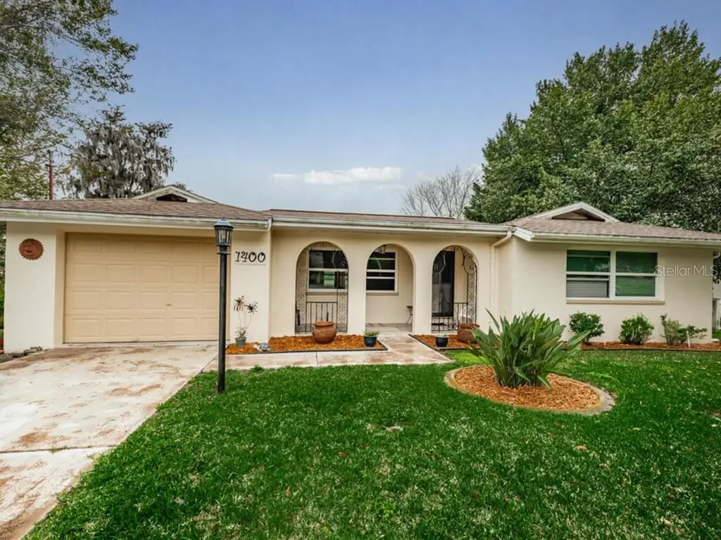 1400 Ivydale Road Spring Hill FL 34606
