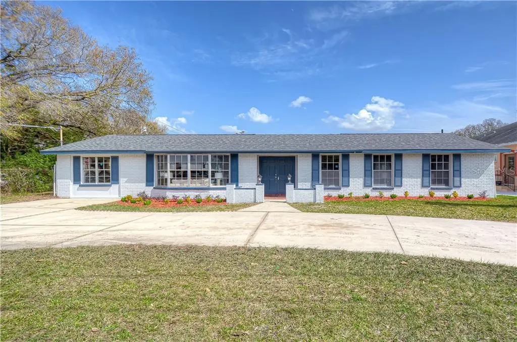 8117 Blossom Avenue Tampa FL 33614