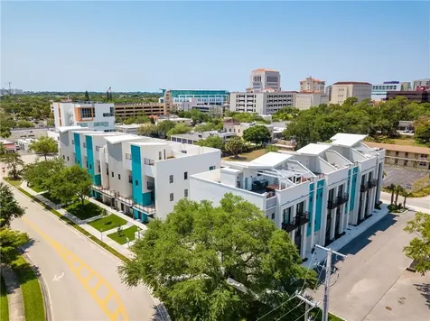 32 N School Avenue Sarasota FL 34237